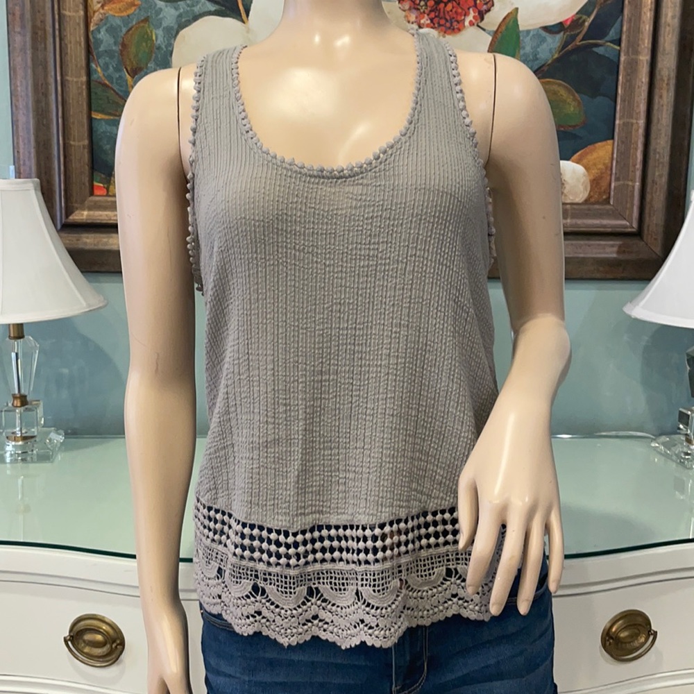 🌺 O’Neill Cropped Tank Top
